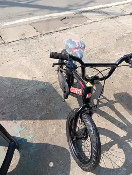 Sepeda anak ukuran 16 repaint
