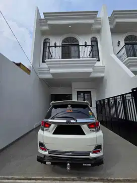 Rumah Baru Design Classic Modern Non komplek Di Cipinang Cempedak Jaka