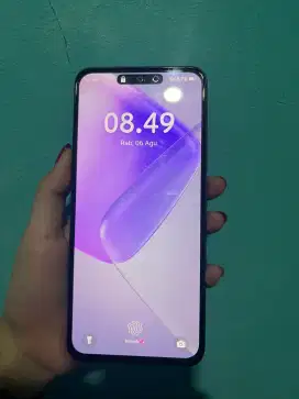 Infinix hot 50 pro 8+8/256