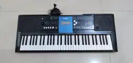 Yamaha PSR E333 Bekas Normal Mulus