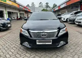 TOYOTA CAMRY 2.5 V AT 2013 HITAM FACELIFT