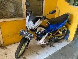 Dijul Satria Fu 150 warna Biru Putih