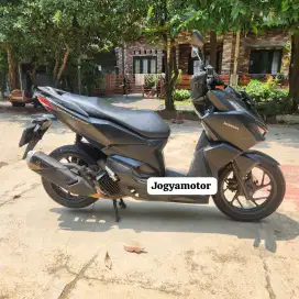 Honda Vario 160 cbs tahun 2023 cash credit