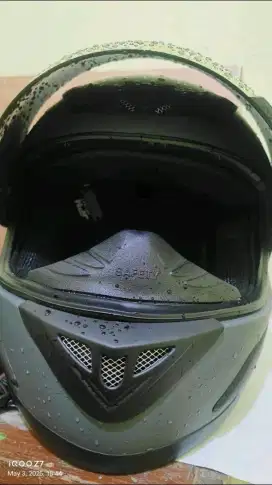 Helm JPN Grey M