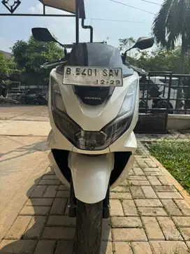 Dijual PCX CBS Putih (2024)