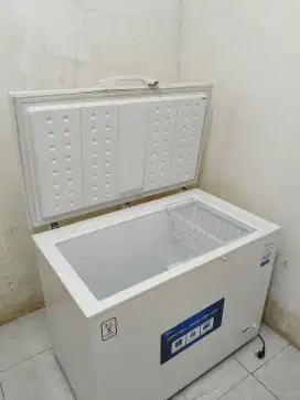 Freezer Box Midea HS-390CK KULKAS CHILLER BEKAS TERAWAT