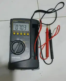 Sanwa CD800a digital multimeter