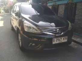 Nissan Grand Livina xv 2013 automatic Hitam-
