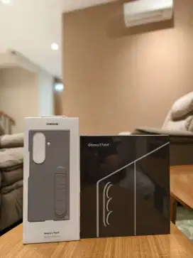 Samsung Galaxy Z Fold 7 12/512GB Warna Silver Shadow