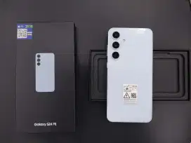 Samaung galaxsy S24 FE ram 8/256