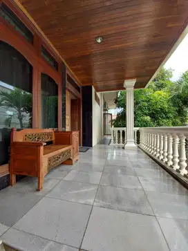 Dijual atau Disewa - Rumah Cozy - Cipete Utara - Jakarta Selatan