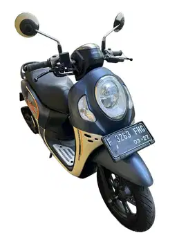 Scoopy fashion 2022