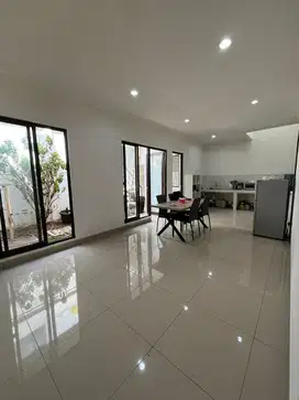 Rumah full furnished di Summarecon Bandung