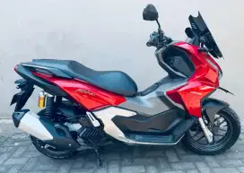 ADV 160 CBS MENYALA