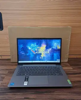 Lenovo Ideapad slim 3 14IAU7
