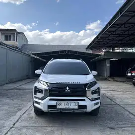 XPANDER CROSS MANUAL 2022