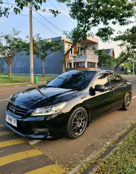 Honda Accord VTI-L 2013