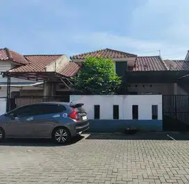 Disewakan Rumah Fully Furnished Selangkah Ke Taman Andang Pangrenan