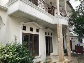 Rumah 2 lantai di Citragran Cibubur
