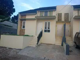 Rumah SHM Hadap Selatan 15 Mnt ke Cibinong City Mall Siap KPR J-30944