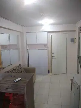 Sewa apartemen Gading Nias EMERALD fully furnished lt 22