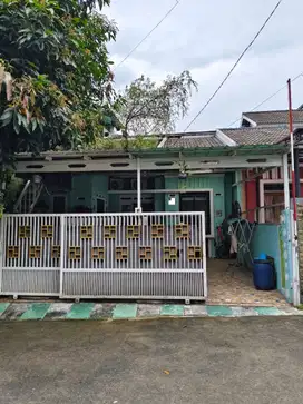 Rumah Strategis 15 Menit ke Pintu Tol Kayu Manis 1 Dibantu KPR J-26876