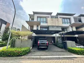 Dijual  RUMAH MEWAH HOEK ZORA BSD, TANGERANG