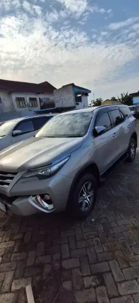 Fortuner G Solar M/T 2017