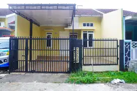Rumah Hadap Timur 15 Mnt ke Stasiun Bojong Gede Dibantu KPR J-36197