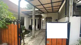 Rumah SHM 9 Mnt ke RS Mitra Keluarga Pamulang Siap KPR J-35097