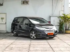 Honda odyssey 2.4 prestige matik 2016