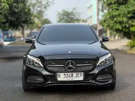 Mercedes-Benz C200 2014