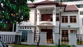 DIJUAL RUMAH STRATEGIS DI KALIBATA SELATAN JLN RAYA PASAR MINGGU