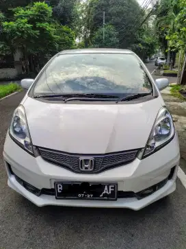 Mobil bekas Jazz Rs Manual 2012