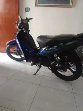 Yamaha Vega r 2009 simpana mulus a.n sendiri