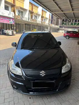 Dijual Suzuki SX4 X-Over AT Tahun 2007 (CBU) Murah