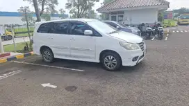 Dijual Toyota Kijang Innova 2.0 G Bensin AT 2014 - Putih, Mulus, Siap