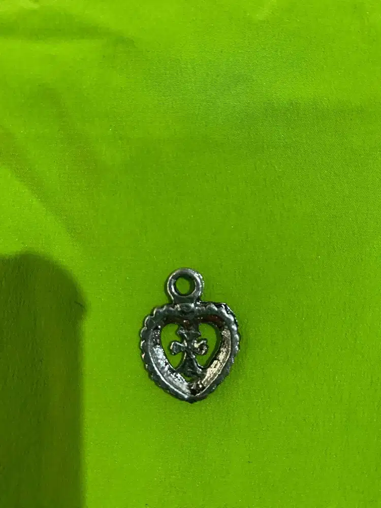 LIONTIN HATI MUNGIL – PRELOVED