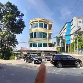 Bangunan Ruko di Jalur 2 Palapa Emir M Noer