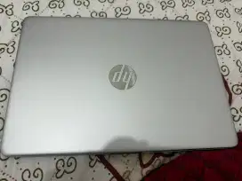 Laptop HP 14s-dq3109TU /Celeron N4500/8GB/256GB SSD