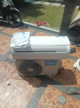 jual ac midea 0.5pk low waqt +pasng