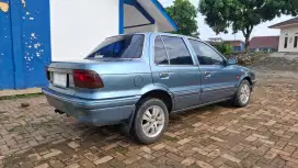 Lancer Dangan 1990 Bensin