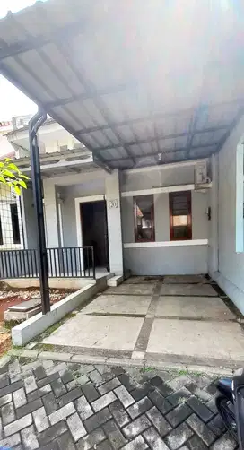 Disewakan Legenda Wisata Cibubur 1 Lantai