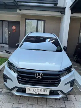 Honda BRV Prestige 2023 AT – Tangan Pertama, Pajak Panjang, Siap Pakai