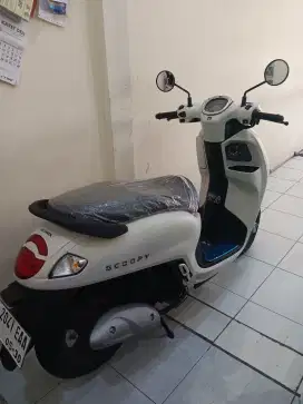Scoopy prestige th 2025