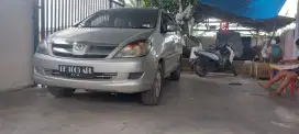 Dijual mobil innova diesel 2005, bukan mobil rental/travel