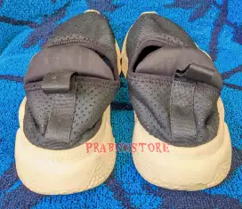 Balenciaga Casual