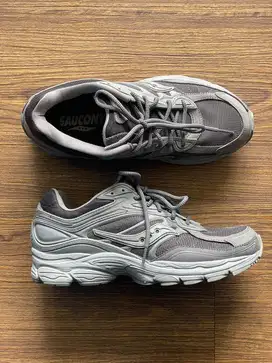 BUY 1 GET 1 ! Saucony Progrid Omni 9 Grey