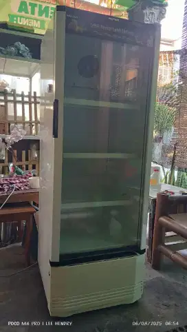 Showcase Polytron SCN-180