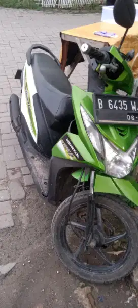 Dijual Honda bekas THN 2013